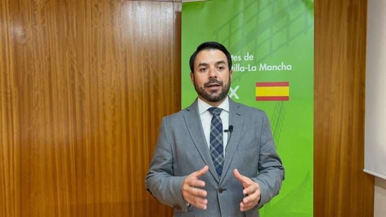 Vox defiende tener un mismo discurso en todos los lados frente a un PP que en cada región dice una cosa distinta