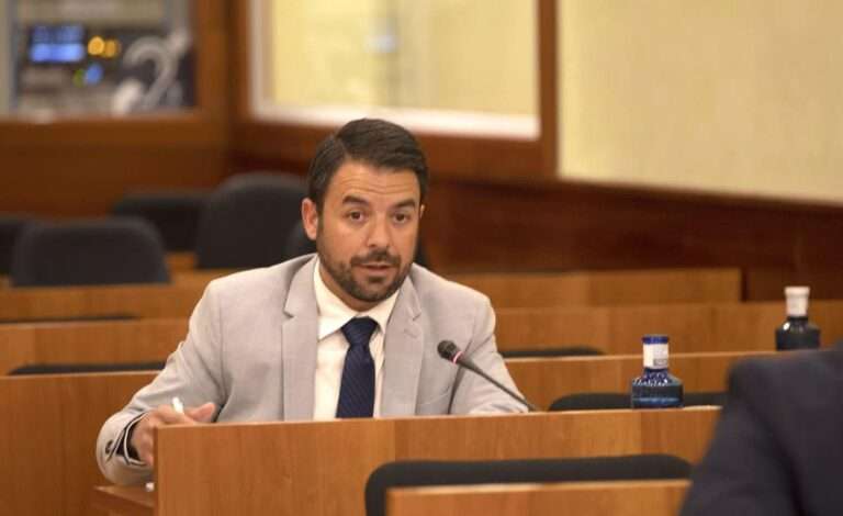 La quinta propuesta de Vox C-LM contra la ocupación se queda en el camino pese al apoyo del PP y por el rechazo de PSOE