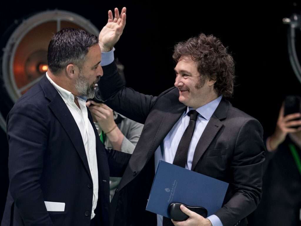 Vox Plantea Estrategia Contra el Tráfico Humano Desafiando la Postura Anti-Muros del PP 6