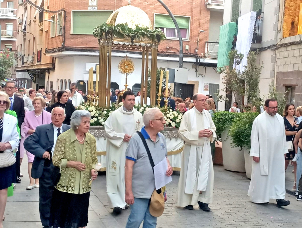 Miguel Ángel Ruiz brilla durante la celebración del Corpus Christi 5