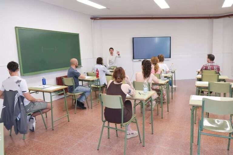 La primera prueba del proceso de oposición a maestros en C-LM alcanza el 85% de participación con 9.056 aspirantes