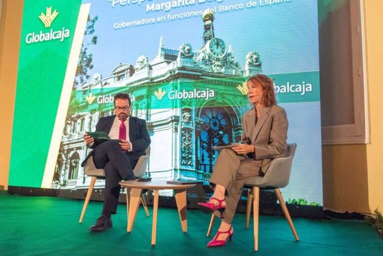 Banco España achaca a exportaciones de servicios el alza de previsiones y alerta que PIB per cápita no sube tanto