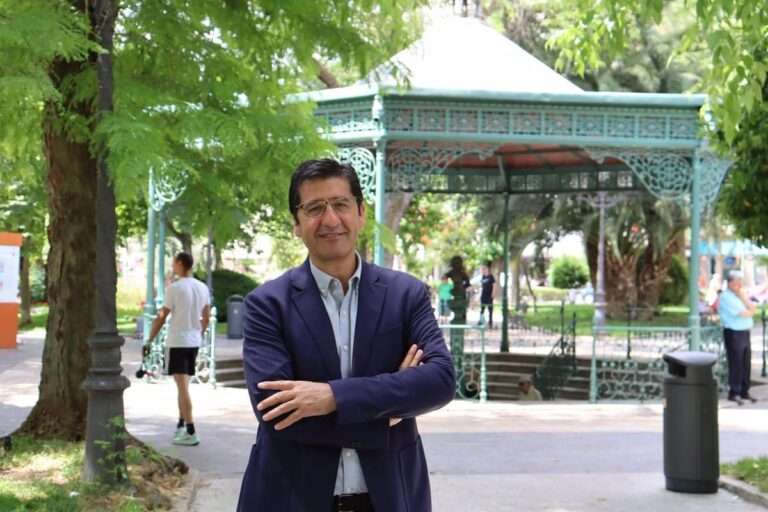 Caballero responde al alcalde de Puertollano que la Junta va a poner "más dinero" del previsto para el Paseo del Bosque