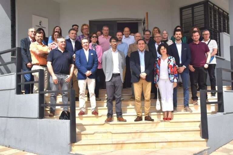 Chana pide a los Grupos de Desarrollo Rural que no se les "escape ninguna empresa" que quiera asentarse en Cuenca