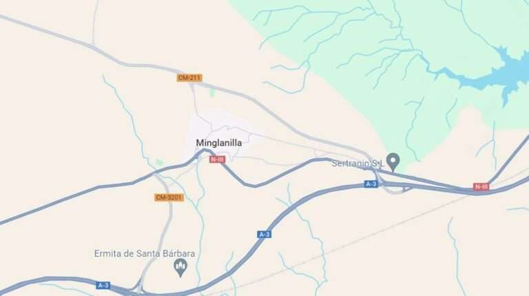 Cortada la A-3 en Minglanilla (Cuenca) en sentido Madrid por una colisión entre dos camiones