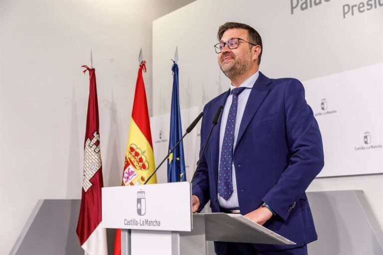 Los proyectos de investigación liderados por mujeres crecen un 5% en C-LM y la Junta quiere mejorar más los criterios