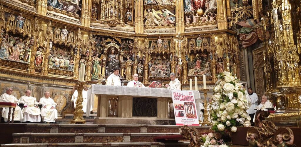 El Arzobispo de Toledo elogia la labor de Cáritas durante la misa de la Solemnidad del Corpus Christi