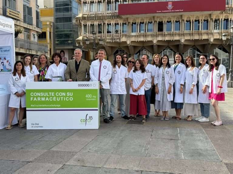 Los farmacéuticos de Ciudad Real dan a conocer a la ciudadanía sus múltiples funciones