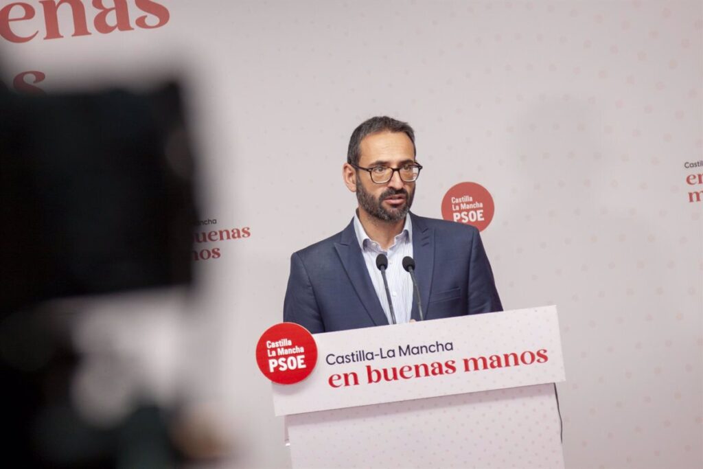 Gutiérrez contrapone el año de gobierno de Page al de PP y Vox: "Con una mano recortan y con la otra fríen a impuestos"