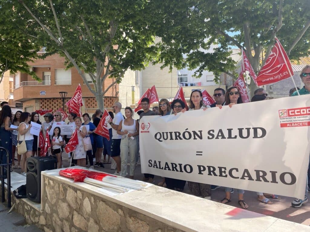 La plantilla estudia la propuesta de la dirección del Hospital Quirón Salud Albacete para desconvocar la huelga