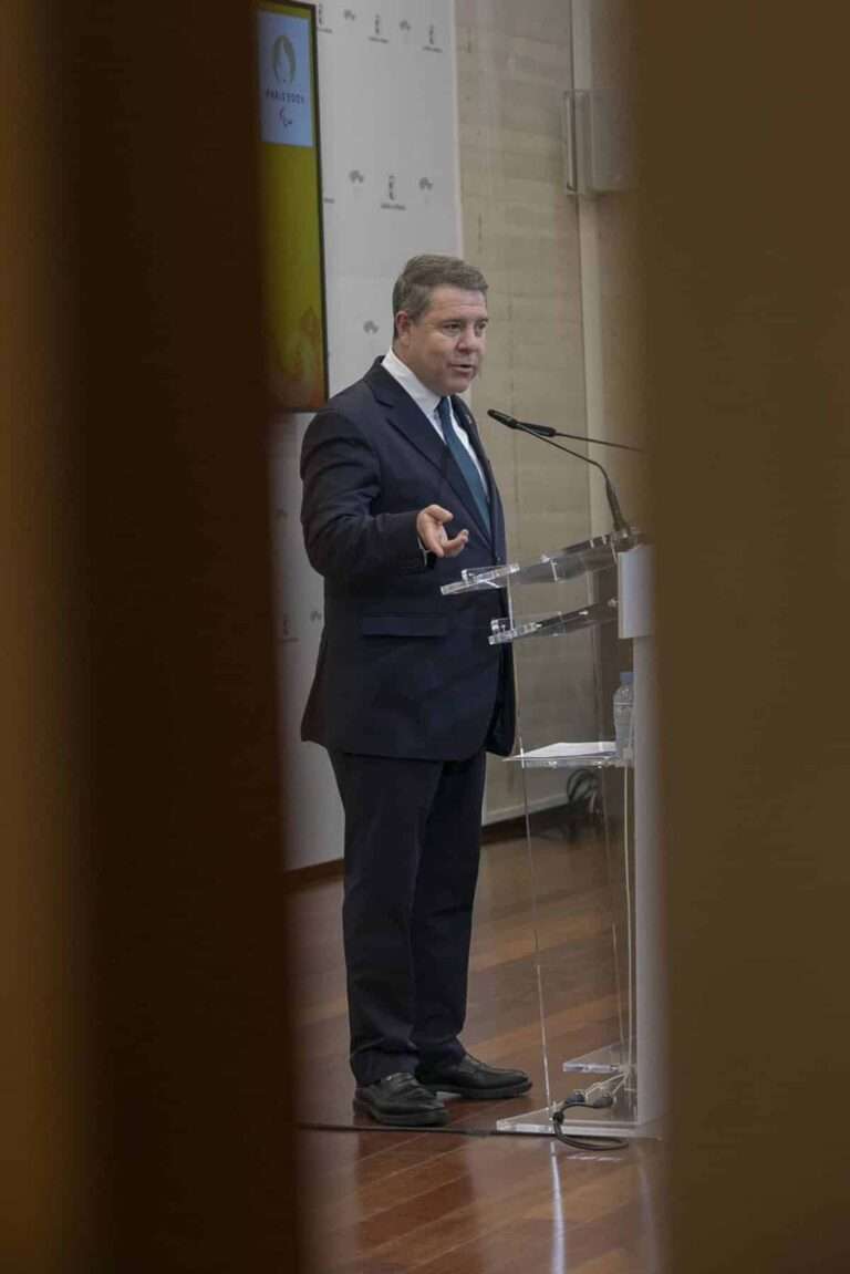 Page recuerda que la esencia de la izquierda es la política fiscal progresiva y avisa: "La singularidad no va a colar"