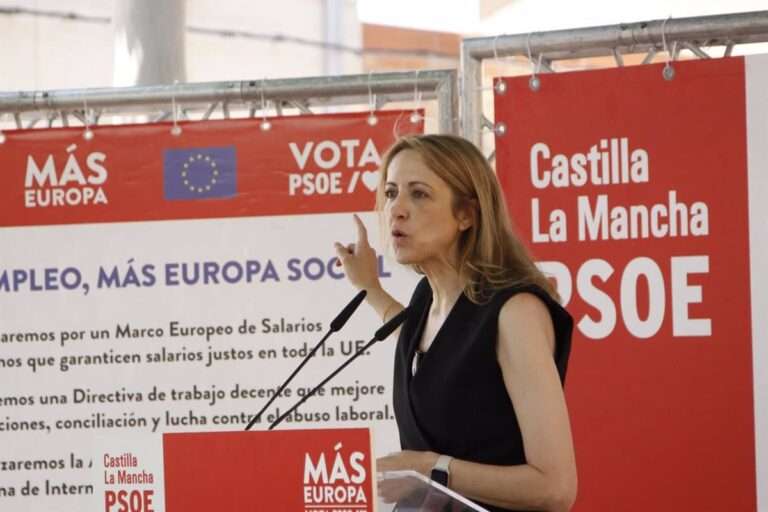 Maestre pide a Vox explicar a agricultores que volver a las fronteras supone cerrar el comercio a sus productos