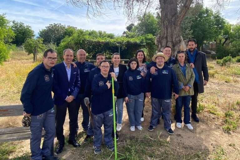 Integrantes de Down Toledo se forman en jardinería para buscar empleo