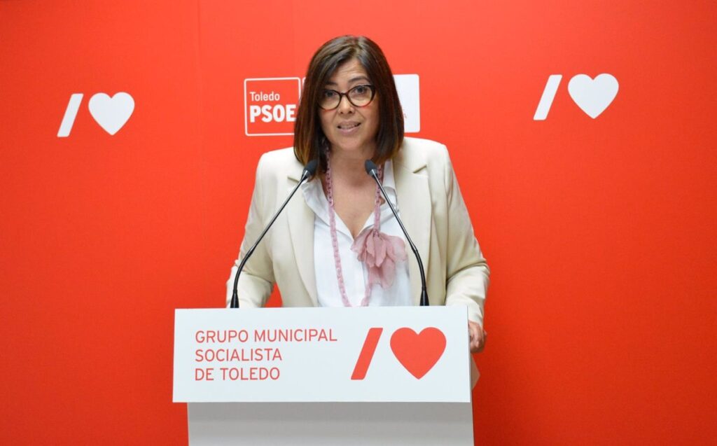 PSOE Toledo afirma que las calles del Casco están "llenas de baches, boquetes y socavones"