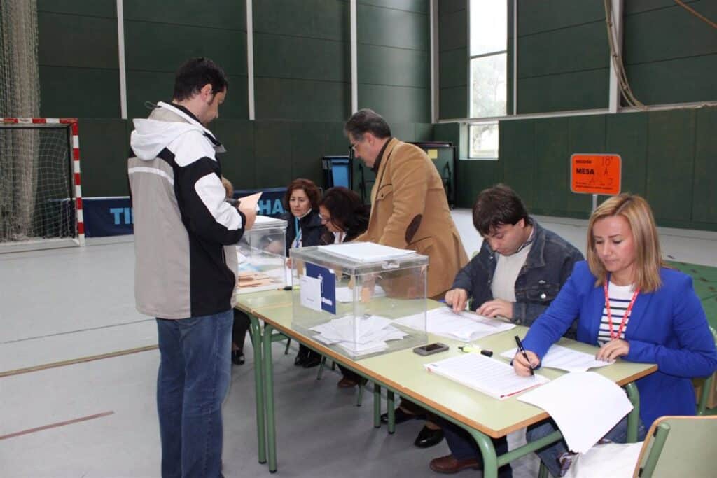 La participación en C-LM a las 14.00 horas se sitúa en el 29,38%, casi 8 puntos menos que en 2019