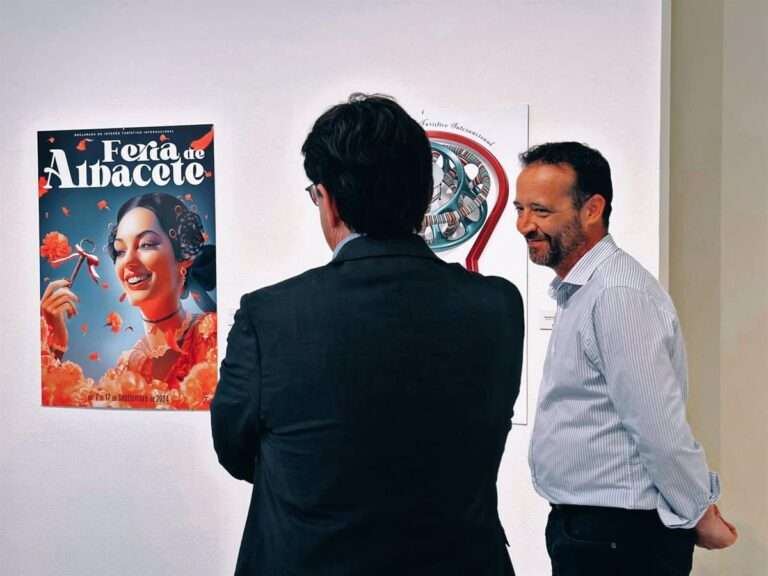 Una exposición recorre la historia de la cartelería ferial de Albacete en el Museo Municipal hasta septiembre