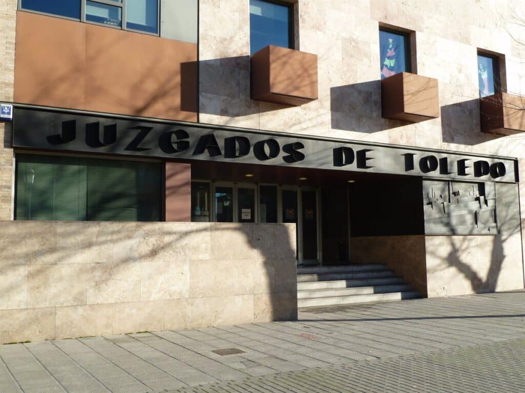 Suspenden la patria potestad a los detenidos por presuntos malos tratos a sus hijos en Toledo aunque quedan libres
