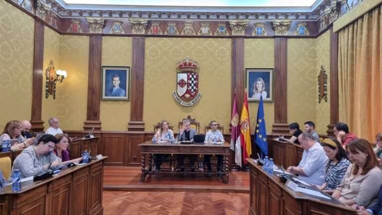 El pleno de Valdepeñas valida crear una nueva plaza de 1.500 m2 junto a la rotonda del Manteo de Sancho