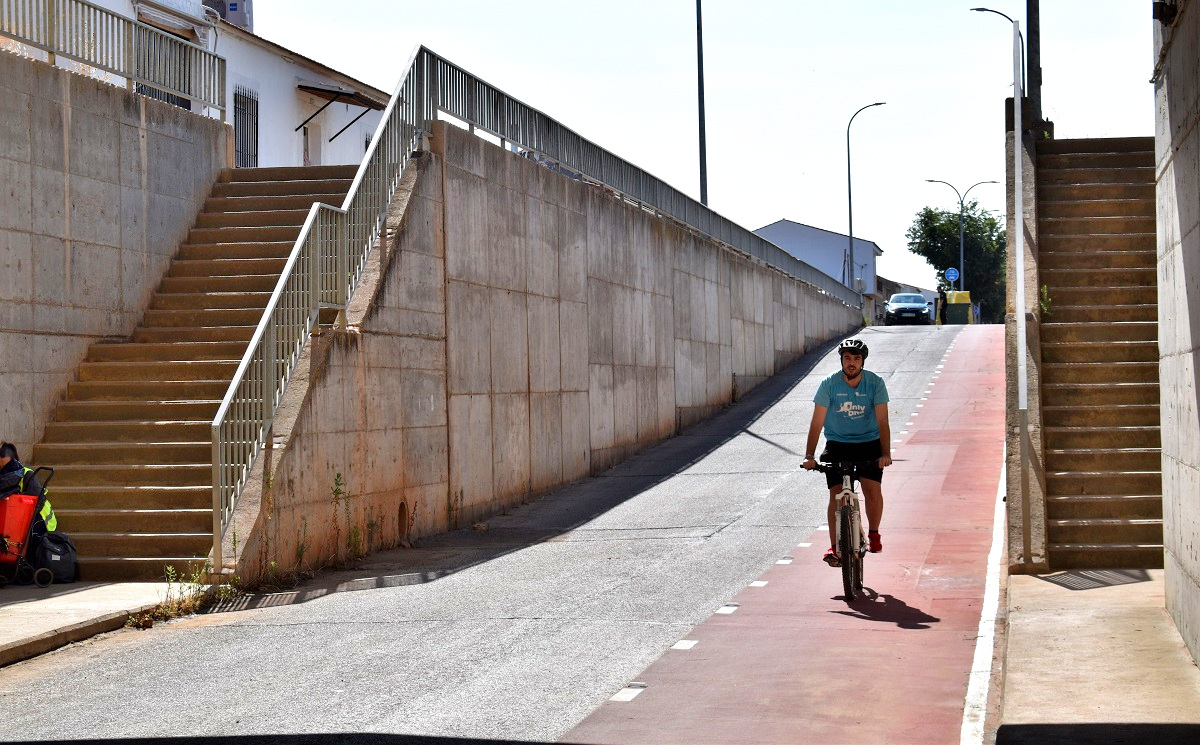 Ruta Verde: Inauguración del Carril Bici Puertollano-Argamasilla Impulsa el Cicloturismo y Senderismo Regional 2