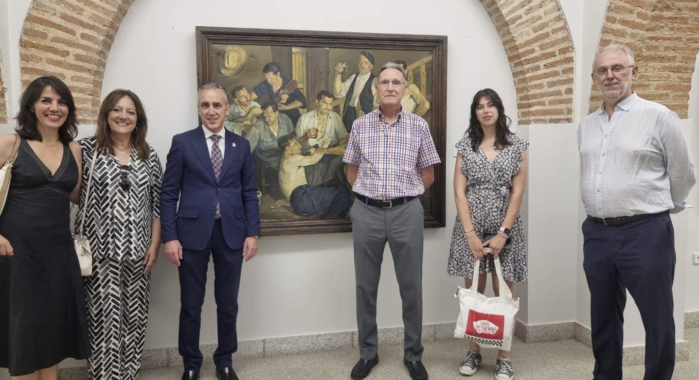 El Alcalde de Valdepeñas Presta Su Acompañamiento en la Inauguración de la Exposición Antológica del Maestro Prior 3