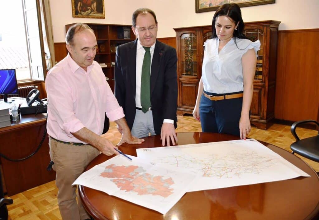 Los ayuntamientos de Toledo reciben los 14 millones de gasto corriente por parte de la Diputación
