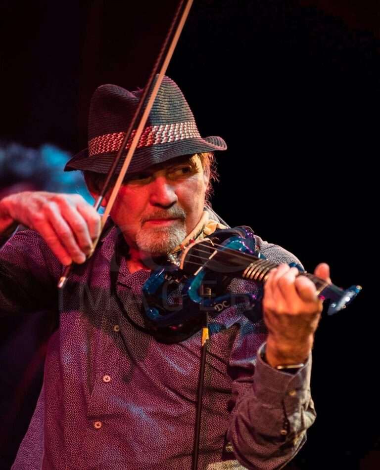 Bill Bruford y David Cross en el Tercer Festival de MúsicaMoonjune de Guadamur del 19 al 22 de septiembre