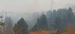 Los bomberos dan por extinguido el incendio declarado en la barriada de El Caño de Tarancón este viernes