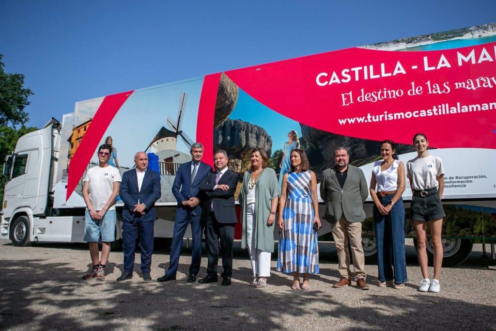 Caravana turística de C-LM calienta motores antes de promocionar la región por Andalucía, Murcia y Comunidad Valenciana