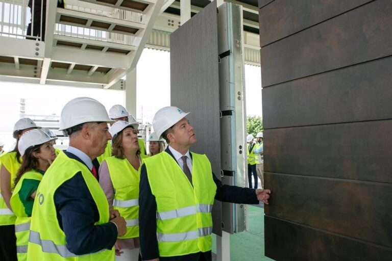 C-LM ultima una convocatoria para formar a 10.000 personas con acciones modulares de upskilling y reskilling