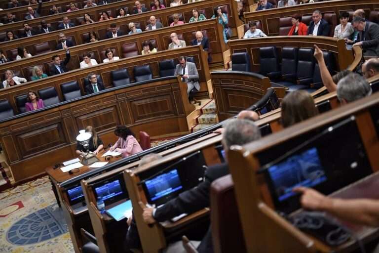 C-LM lamenta el rechazo al techo de gasto y pide "cordura" al PP para facilitar la inversión en servicios públicos