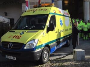 Tres personas heridas en una colisión frontal de vehículos en Huerta de Valdecarábanos (Toledo)