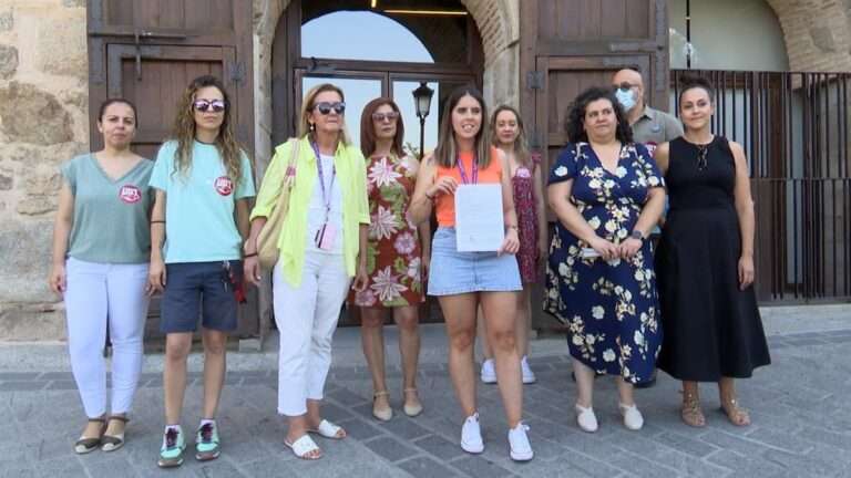 El Comité de Empresa de Atento en Toledo pide a Page y Velázquez que "hagan fuerza" y visibilicen el "ERE encubierto"
