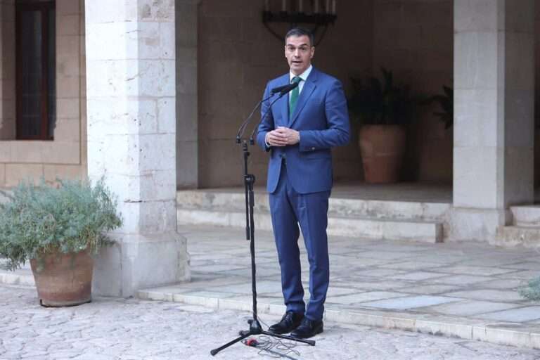 Sánchez avanza que la Conferencia de Presidentes será en Cantabria y el tema principal será la vivienda