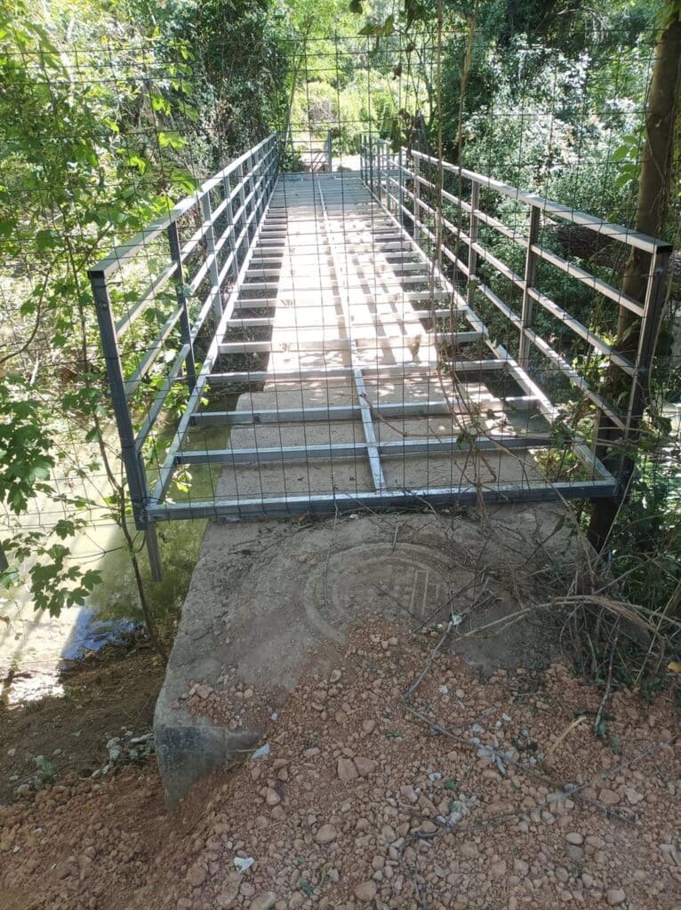 Cuenca en Marcha denuncia ante el Seprona la construcción de un puente "presuntamente ilegal" sobre el Júcar
