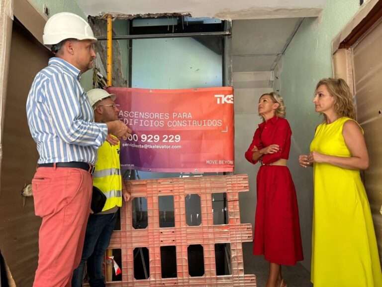 Aparecen restos humanos de un antiguo cementerio durante unas obras en la calle Andrés de Cabreras de Cuenca