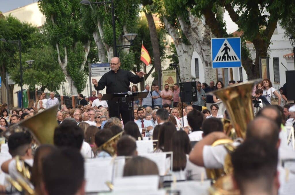 La Diputación de Albacete impulsa un Curso de Formación en Dirección de Bandas de Música