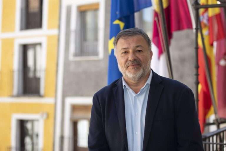 Dolz destaca la llegada de empresas, reducción de deuda y la lucha contra las pintadas entre los méritos de su gestión