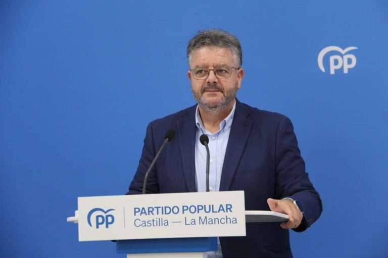 El PP de C-LM exige a Page que se deje de "teatrillos" y presente el recurso de inconstitucionalidad contra la amnistía