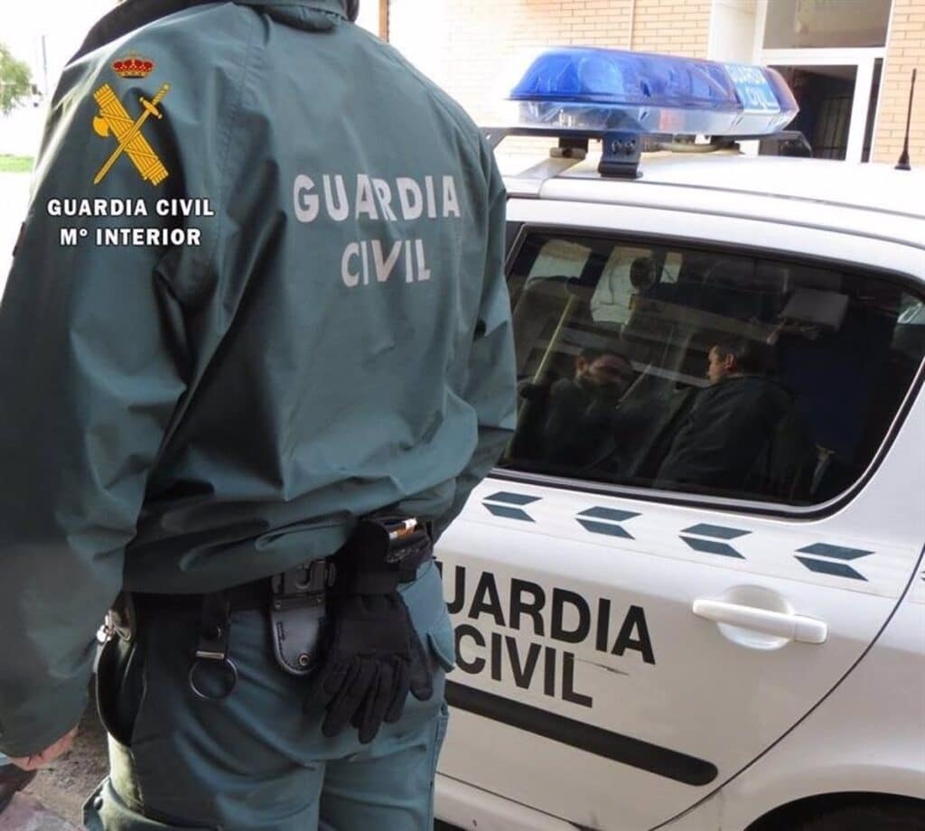 La Guardia Civil incauta más de 22 kilos de picadura de tabaco listos para ser enviados en Illescas