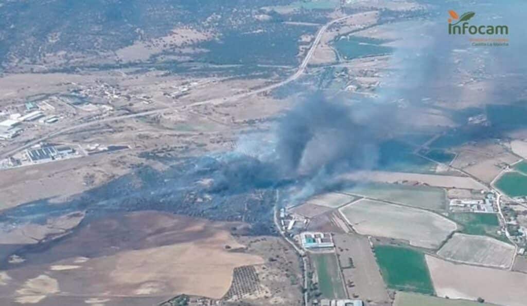 Controlado el incendio declarado en una zona agrícola de Talavera de la Reina