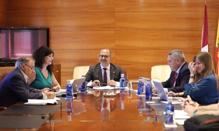 La propuesta de nuevo Estatuto de Autonomía inicia su tramitación en las Cortes de Castilla-La Mancha