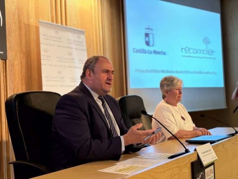 Junta y grupos de desarrollo rural estudiarán la capacidad de absorción de CO2 en terrenos agrícolas y ganaderos