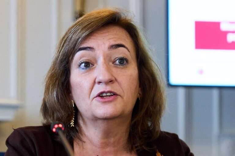 La deuda pública en Castilla-La Mancha alcanza el 31,5% del PIB regional, solo por detrás de Valencia a nivel nacional