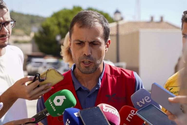 Levantado el confinamiento por el incendio de Valverdejo en Barchín del Hoyo y Piqueras del Castillo