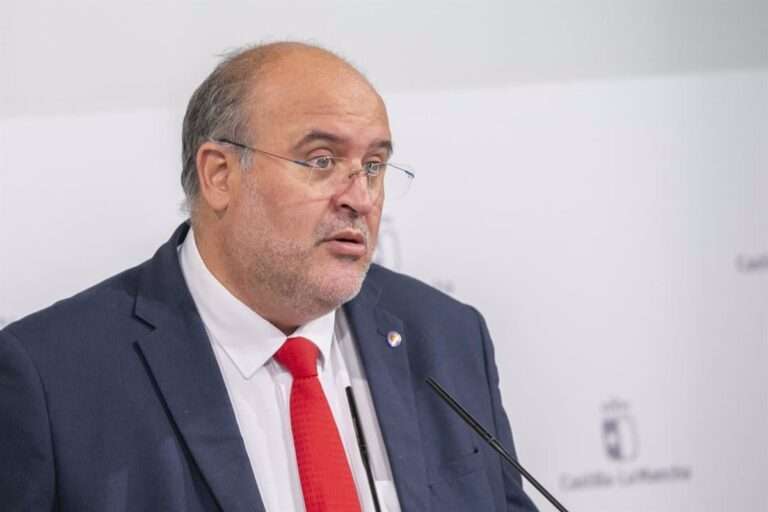 PSOE y PP registran una proposición de ley conjunta para reformar el Reglamento de las Cortes de Castilla-La Mancha