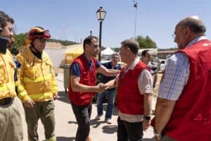 Page, orgulloso de los efectivos que luchan contra el incendio de Valverdejo: "Vamos a cruzar los dedos"