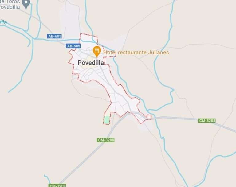 Reabre al tráfico la CM-412 en Povedilla tras quedar cortada durante 24 horas por el incendio de un camión