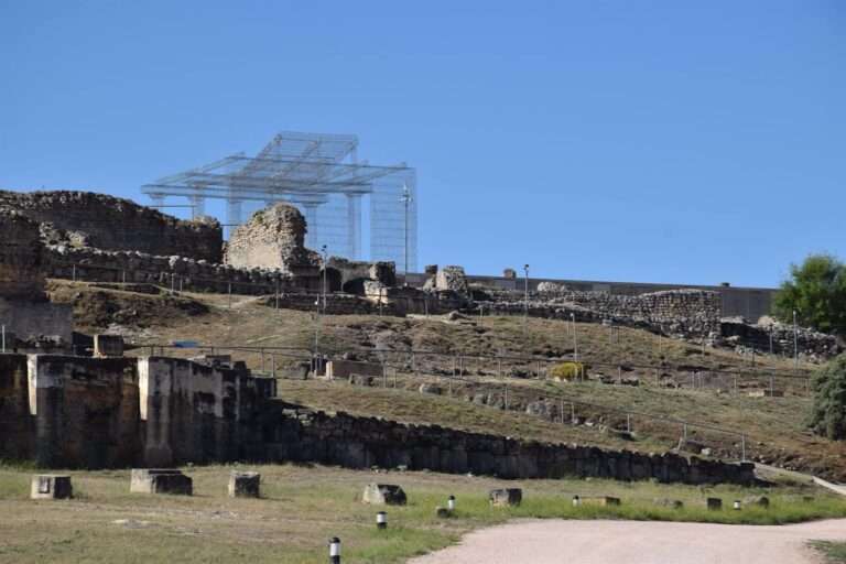 El Parque Arqueológico de Segóbriga recupera un año más las visitas guiadas nocturnas del 2 y 9 de agosto