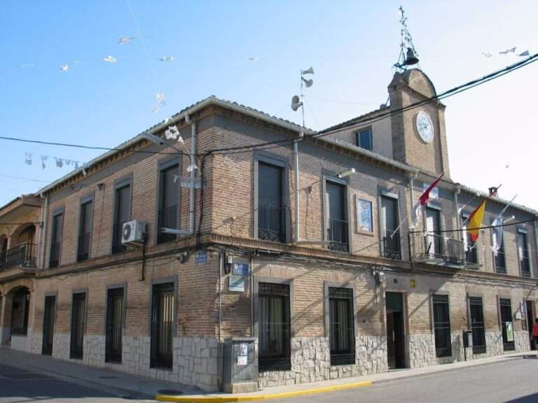 El teniente de alcalde de La Mata (PP) denuncia una agresión por parte del hijo de un concejal del PSOE