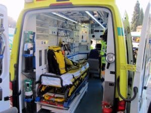 Hospitalizado un trabajador de 32 años tras sufrir una caída de una altura de 3 metros en Guadalajara